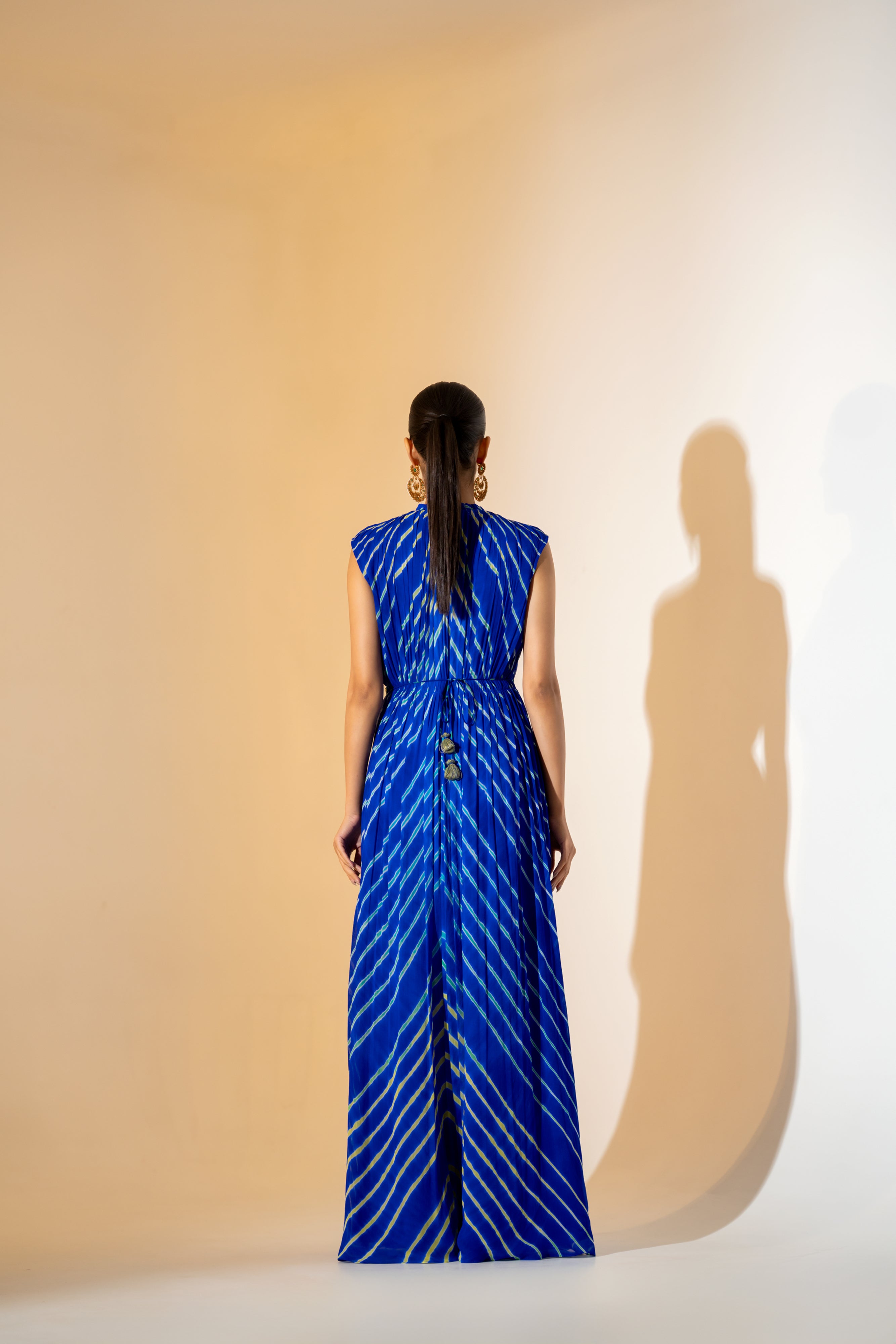 LEHERIYA DYED DRESS WITH  EMBROIDERED BELT.