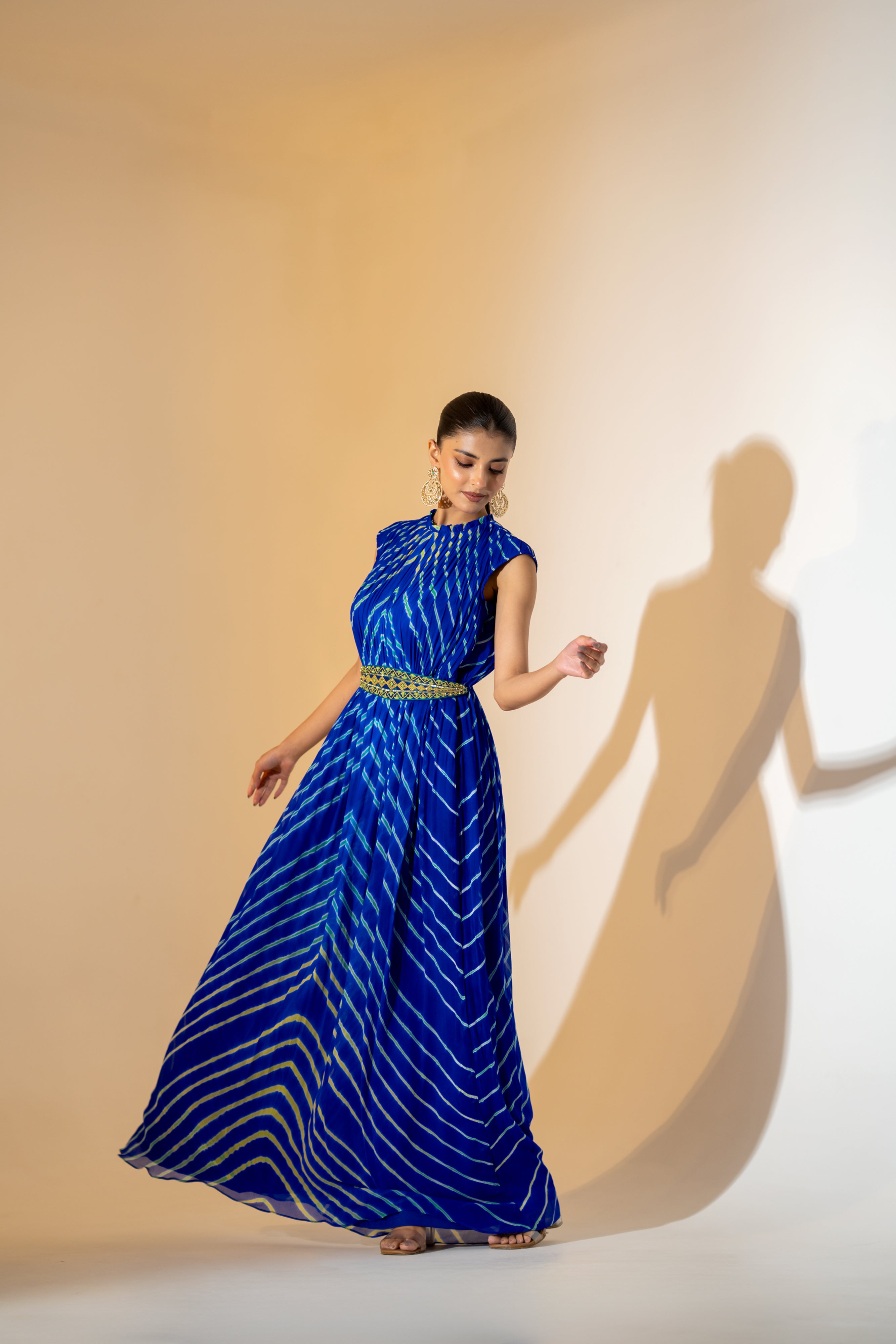 LEHERIYA DYED DRESS WITH  EMBROIDERED BELT.