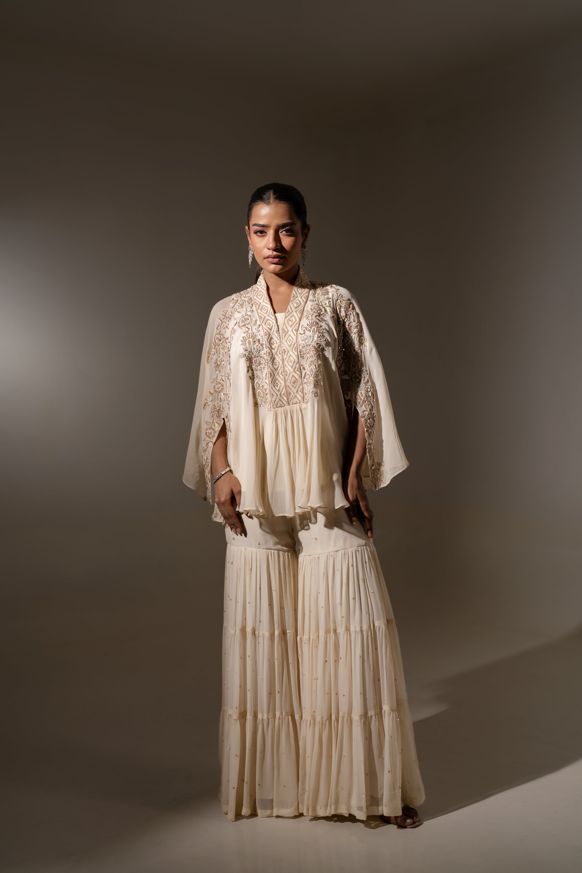 SHARARA WITH INNER SET & PEARL DETAILING AND EMBROIDERED NECKLINE.
