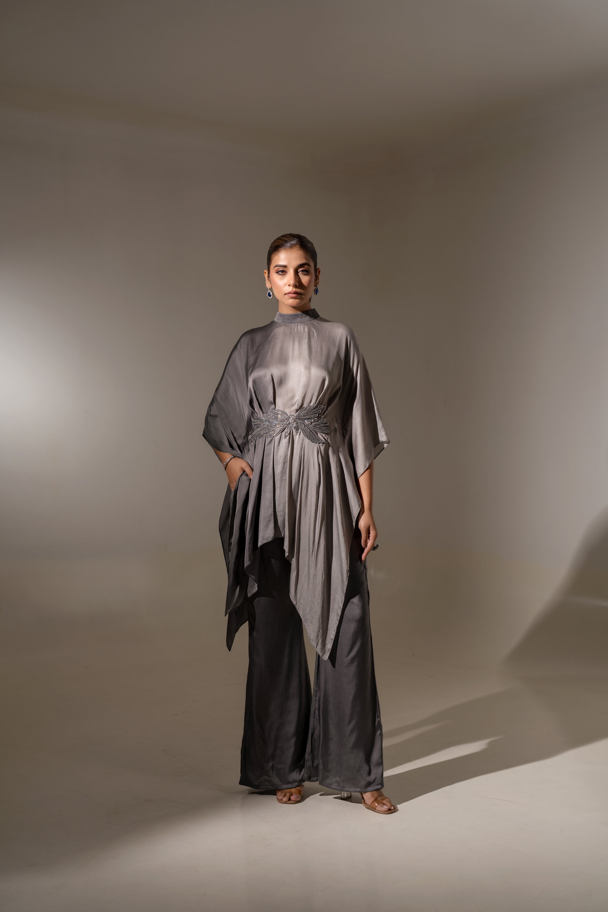 ELEGANT OMBRE DRAPED TUNIC SET.