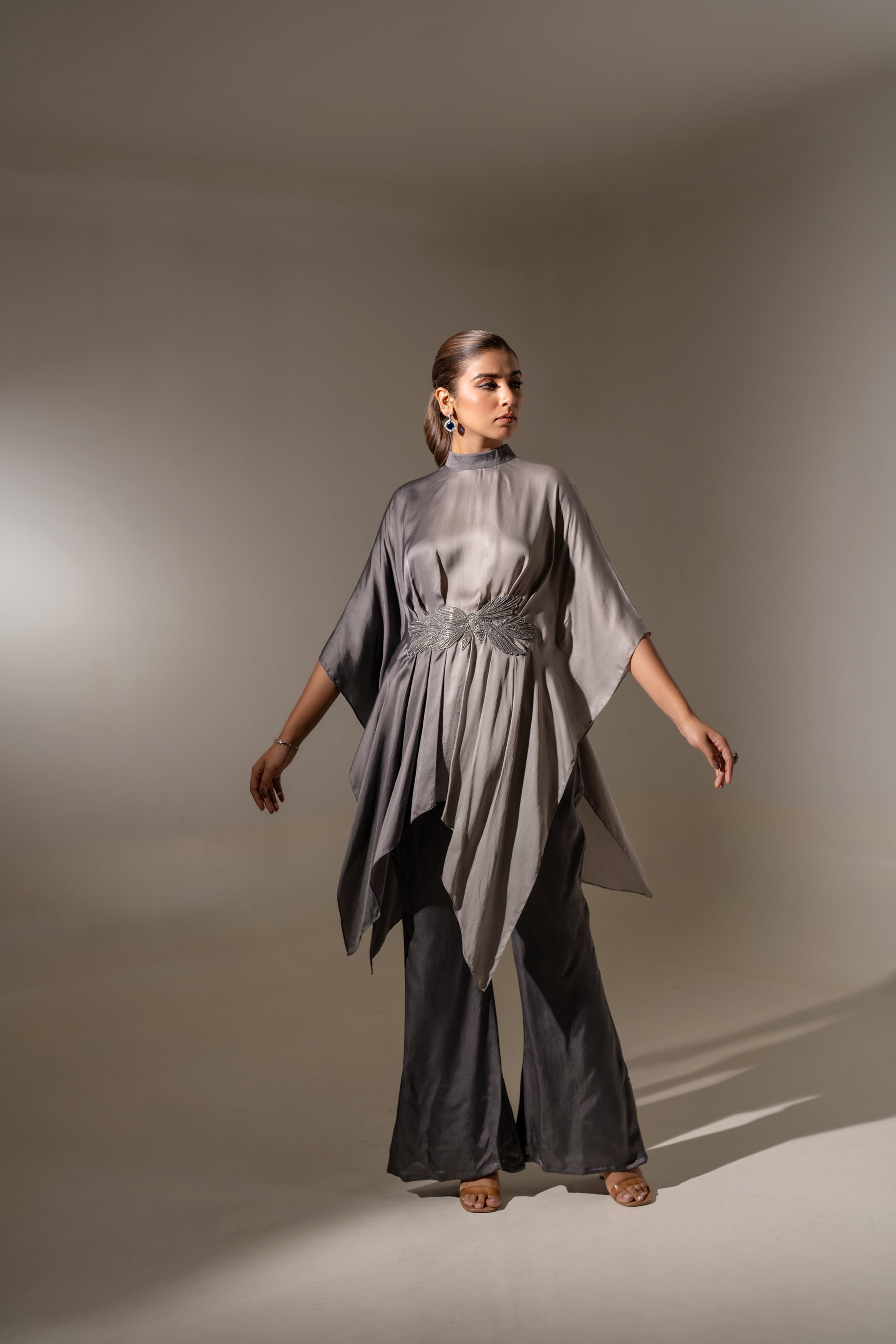 ELEGANT OMBRE DRAPED TUNIC SET.