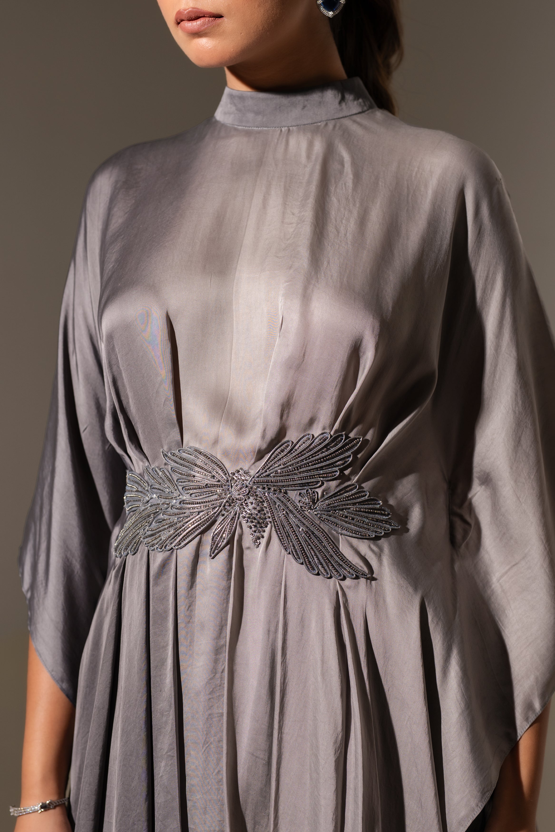 ELEGANT OMBRE DRAPED TUNIC SET.