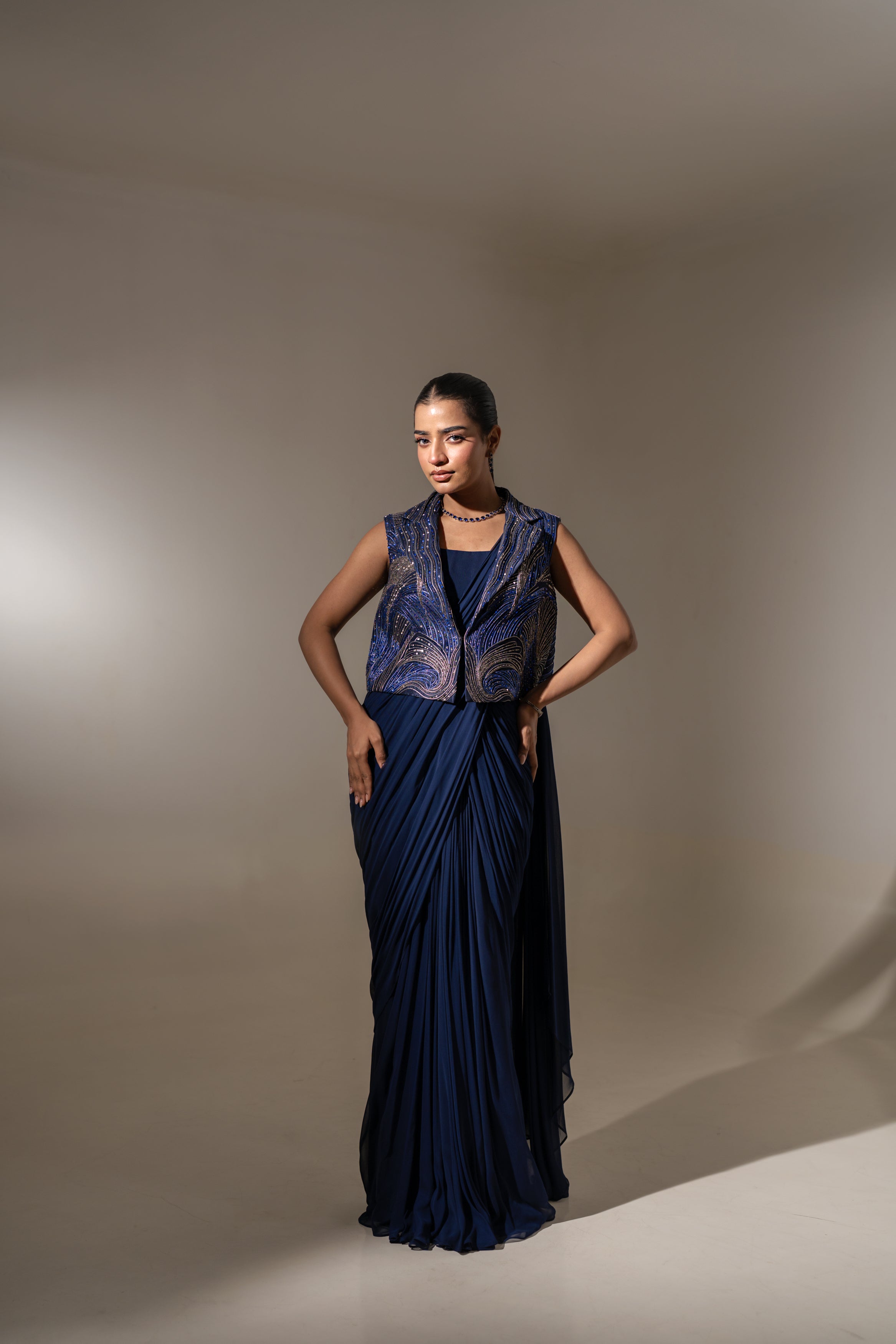 EMBELLISHED CROPPED JACKET WITH DRAPED SAREE