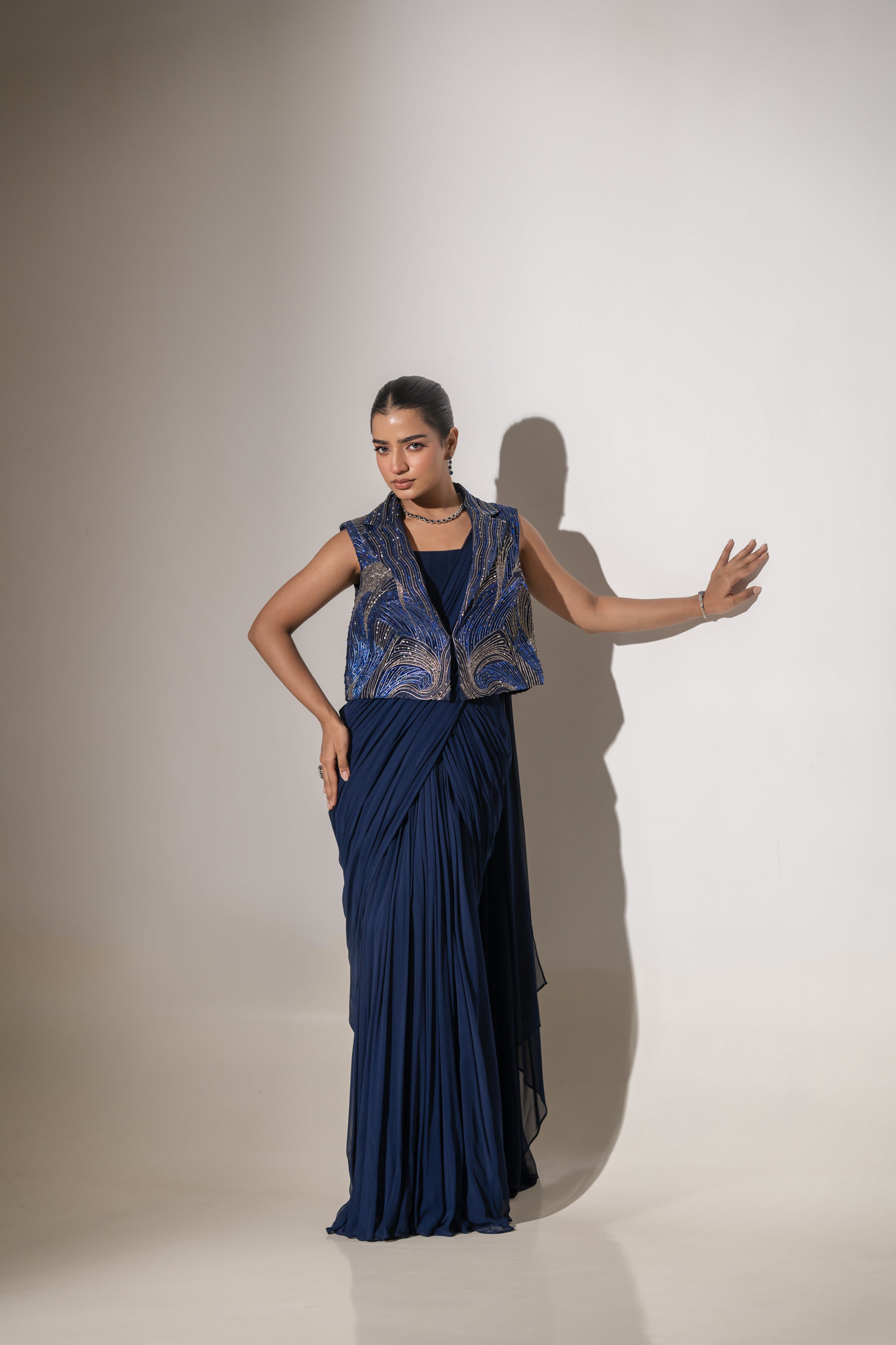 EMBELLISHED CROPPED JACKET WITH DRAPED SAREE