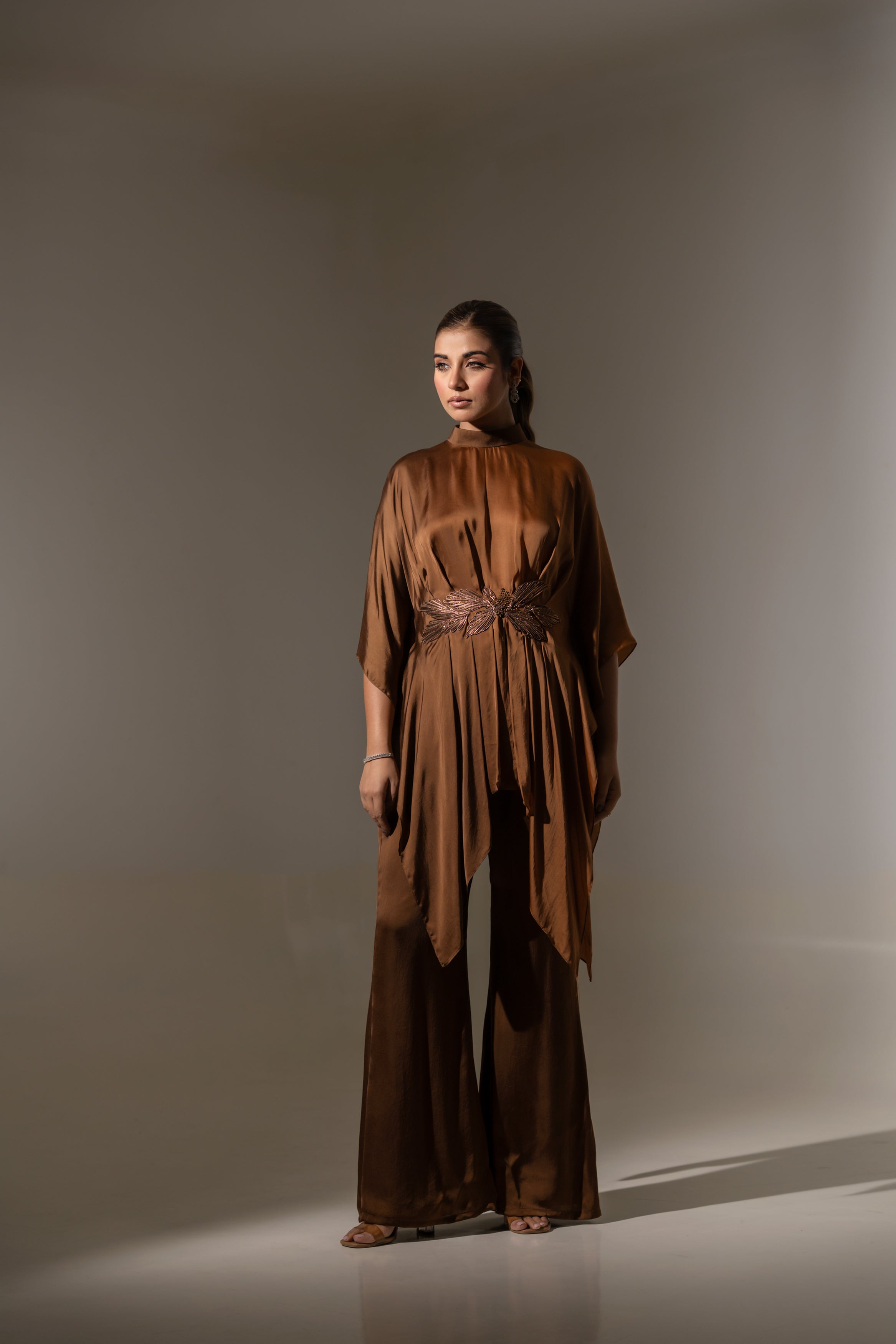 ELEGANT OMBRE DRAPED TUNIC SET.