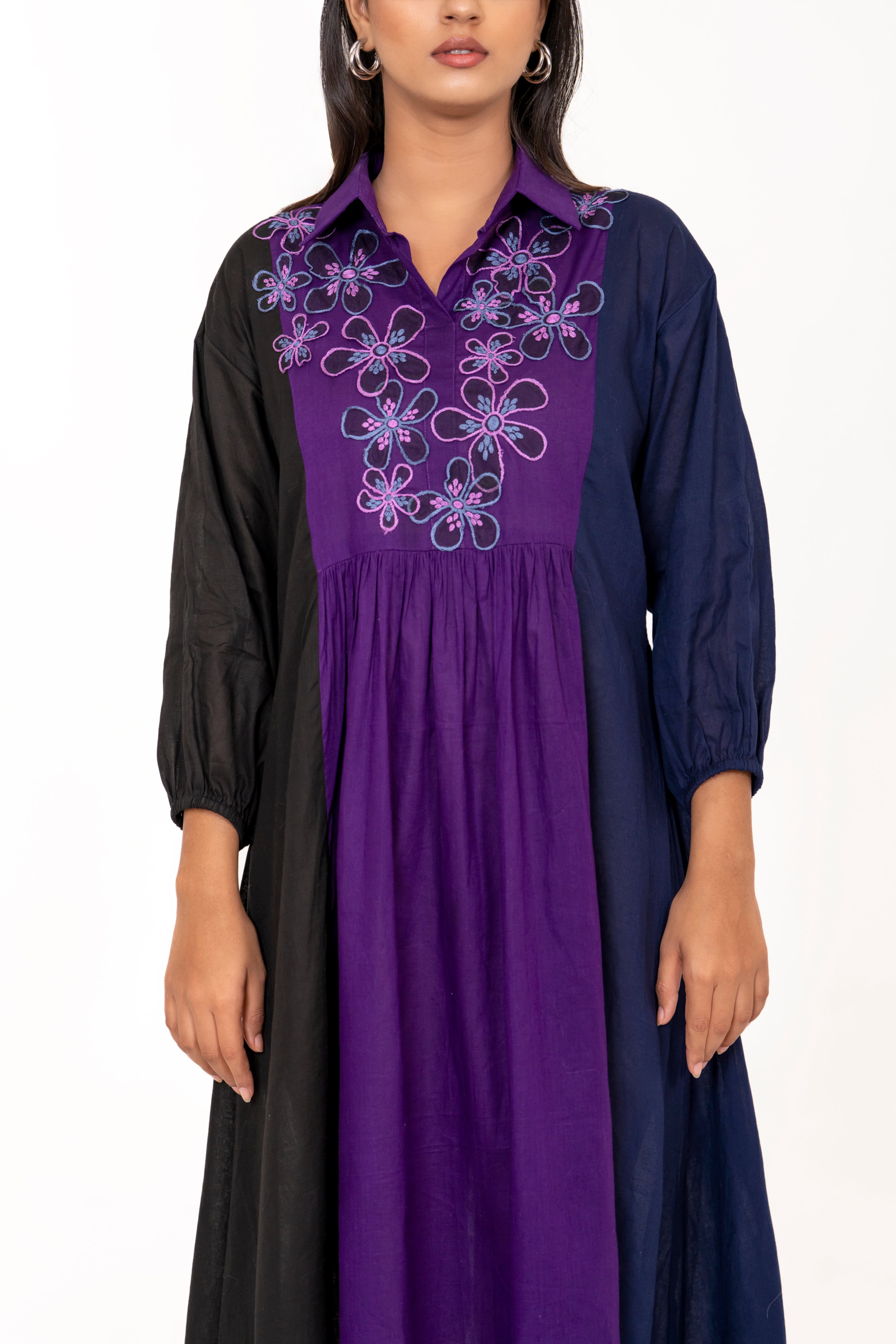 FLORAL EMBROIDERED CONTRAST PANEL DRESS.