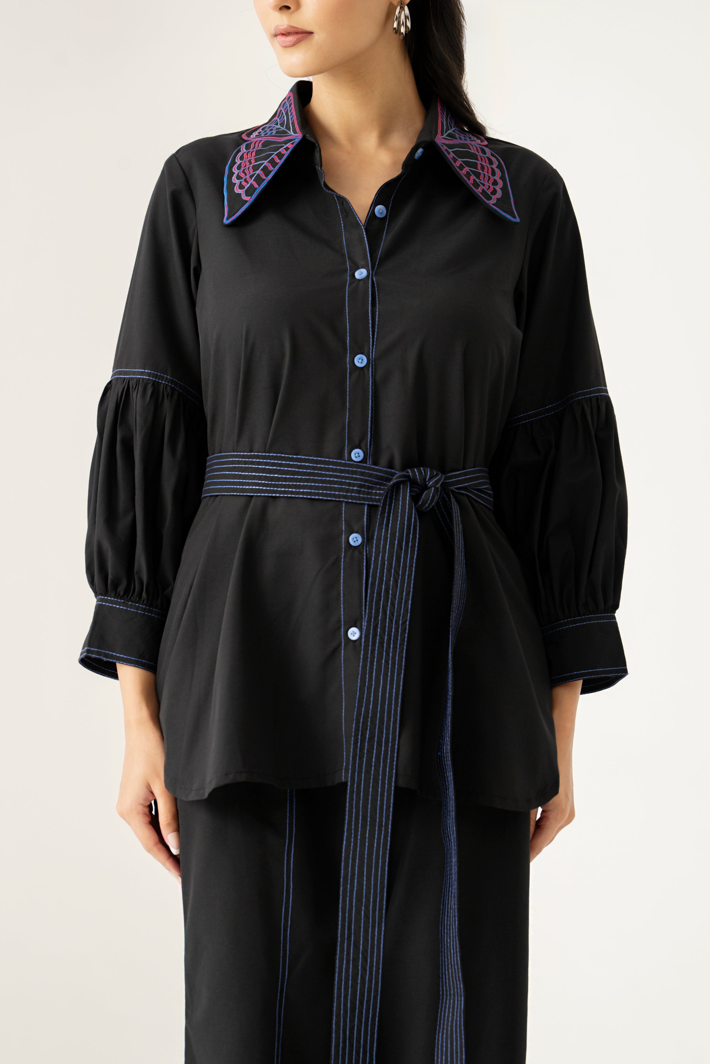 BLACK CO ORD SET WITH EMBROIDERED 3D COLLAR AND BELT