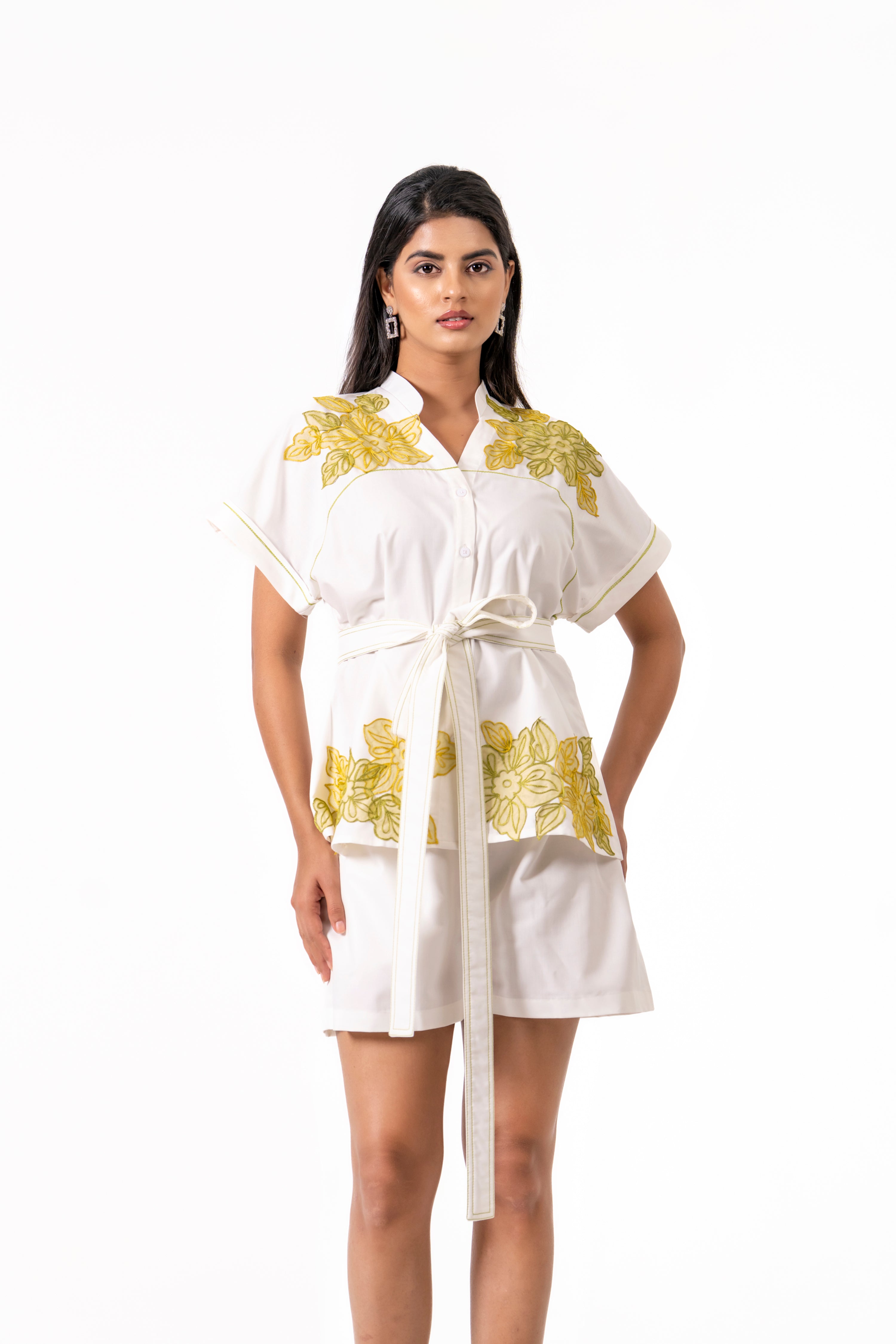 FLORAL EMBROIDERY WHITE SHIRT WITH MATCHING SHORTS.