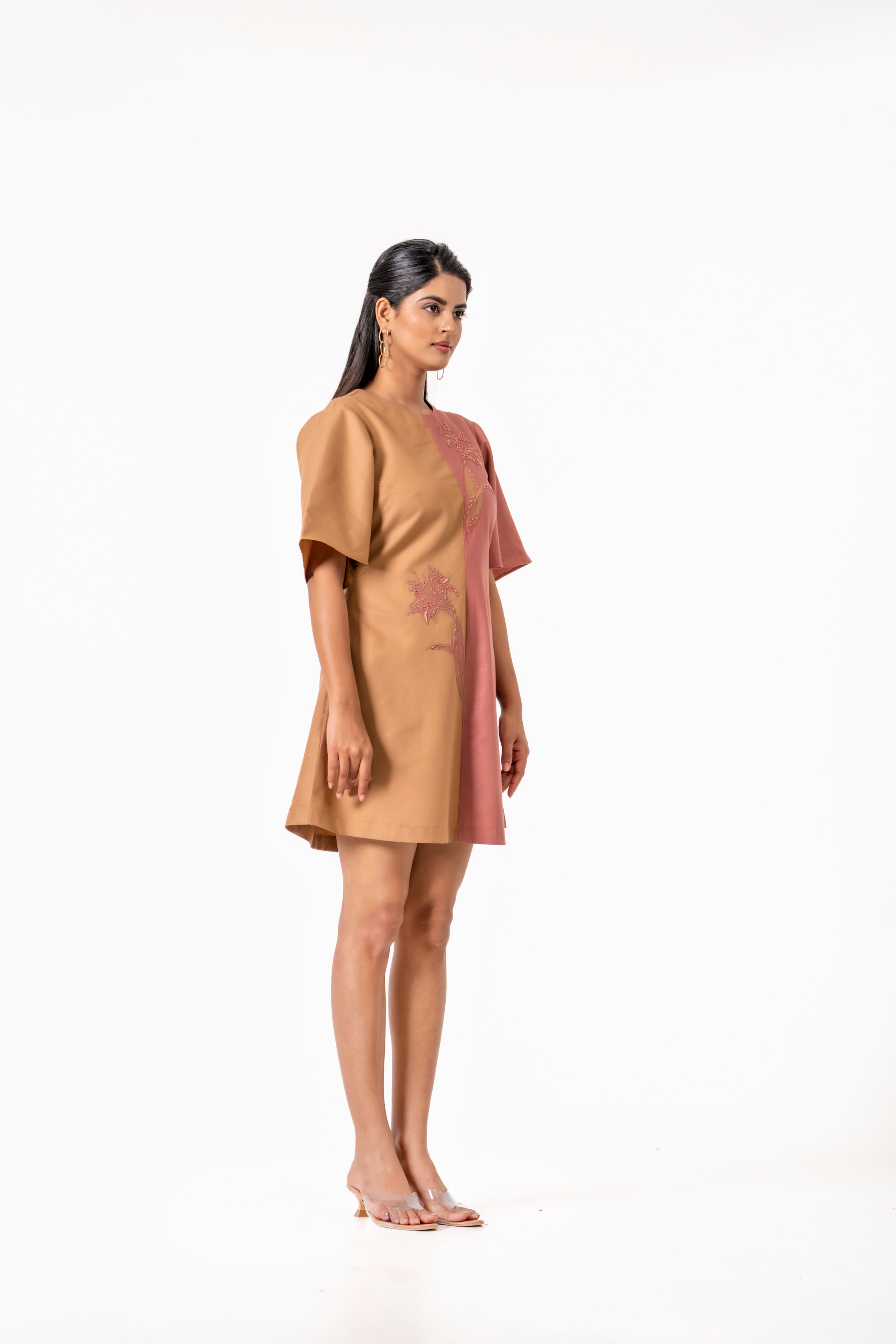 TWO - TONE DRESS WITH FLORAL EMBROIDERY