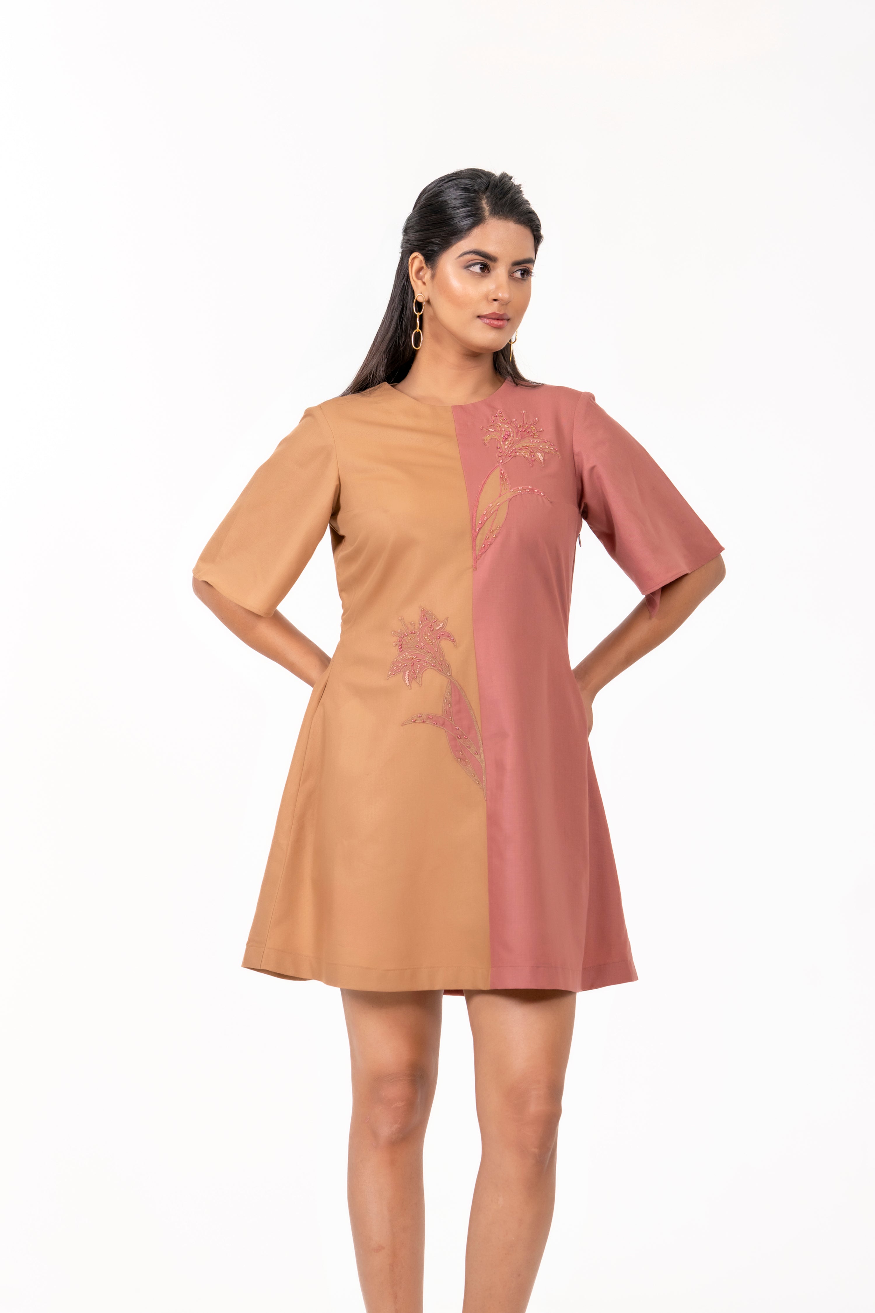 TWO - TONE DRESS WITH FLORAL EMBROIDERY