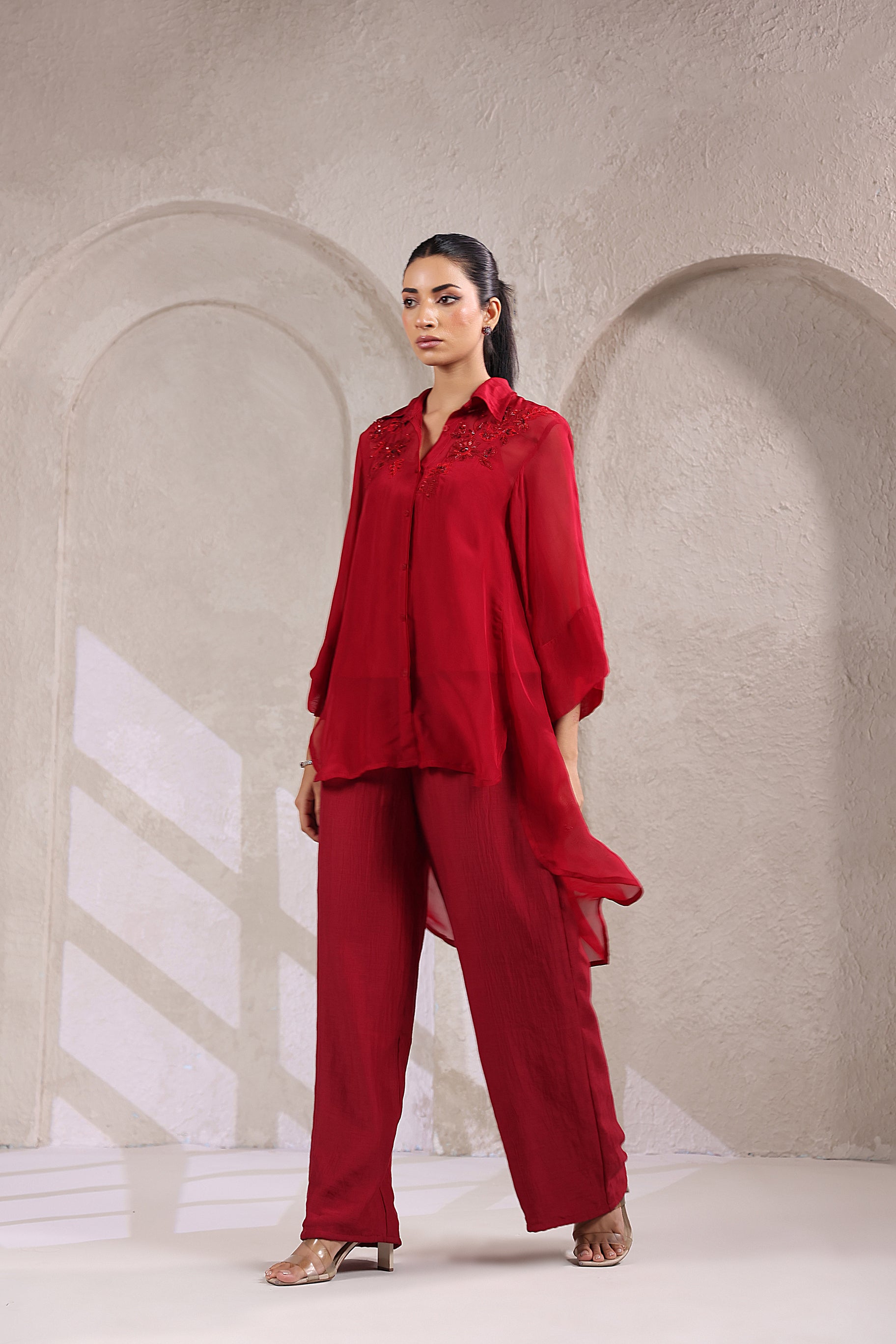 ELEGANT RED EMBROIDERED CHIFFON ENSEMBLE.