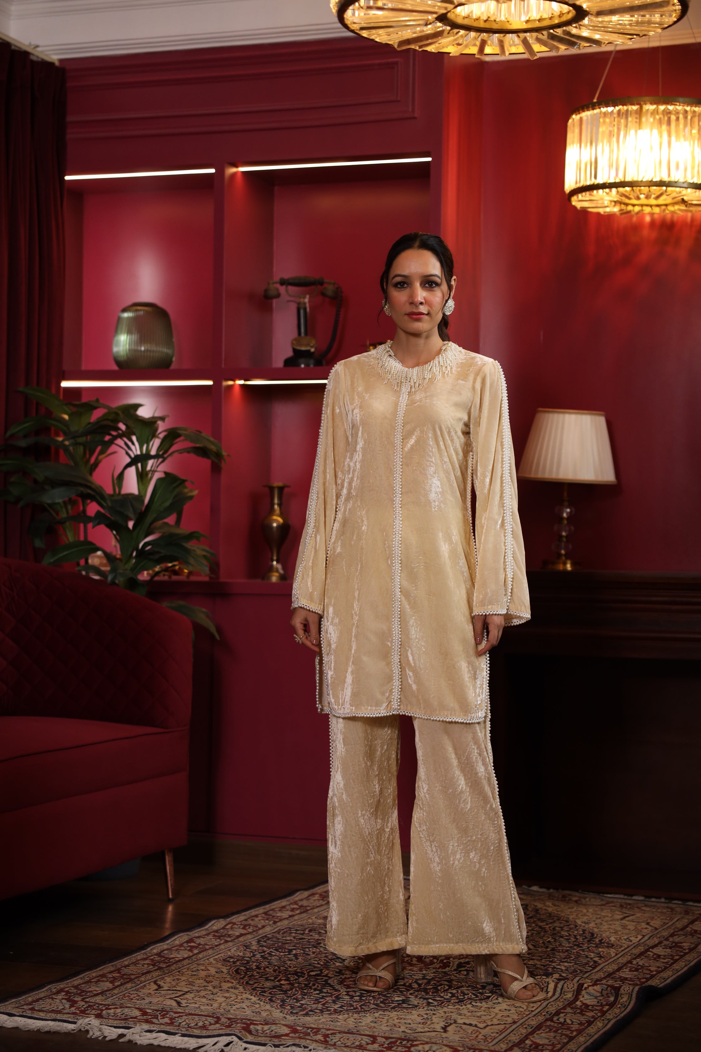 OFF WHITE VELVET TOP BOTTOM