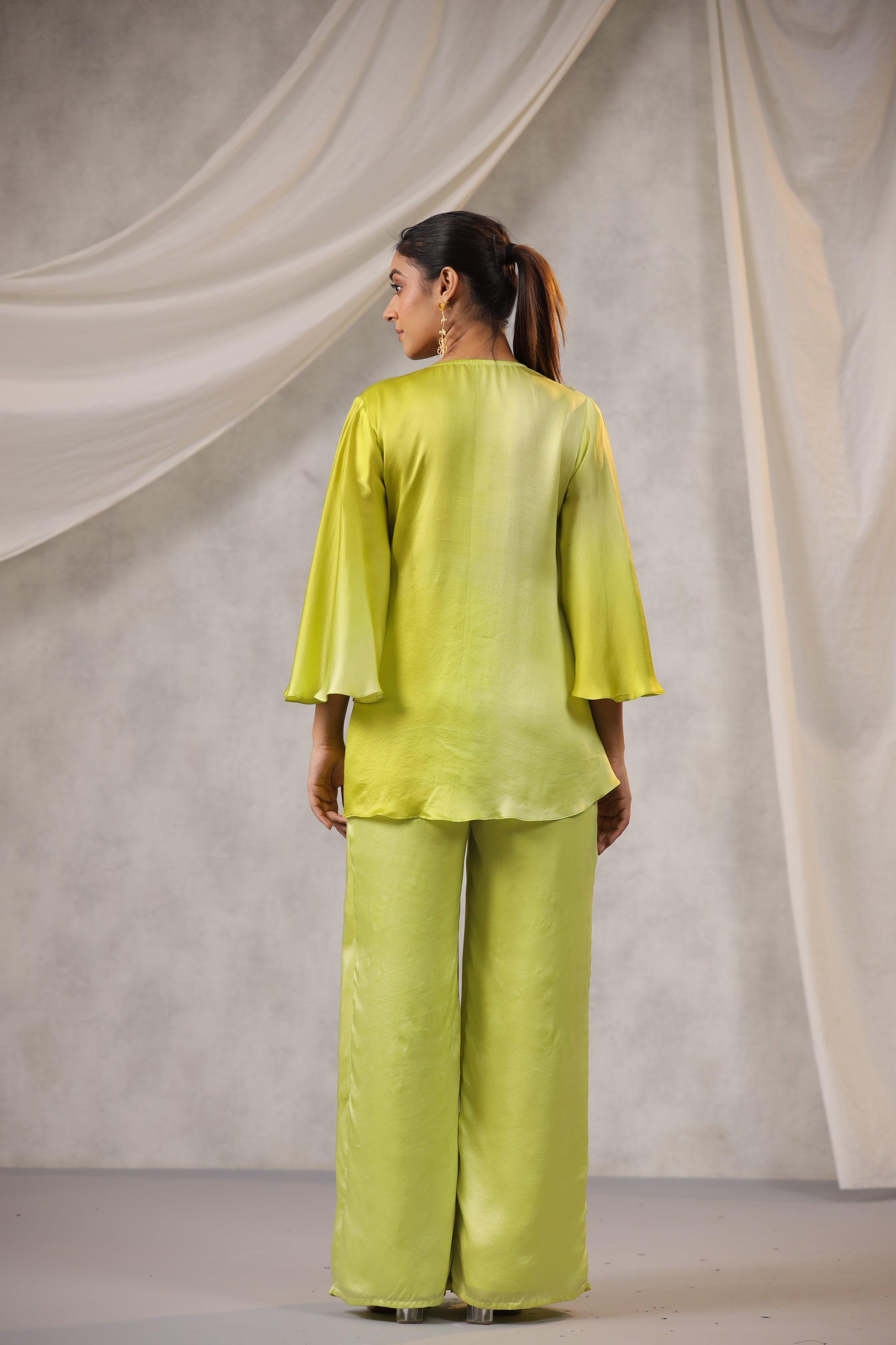 LIME GREEN TOP BOTTOM
