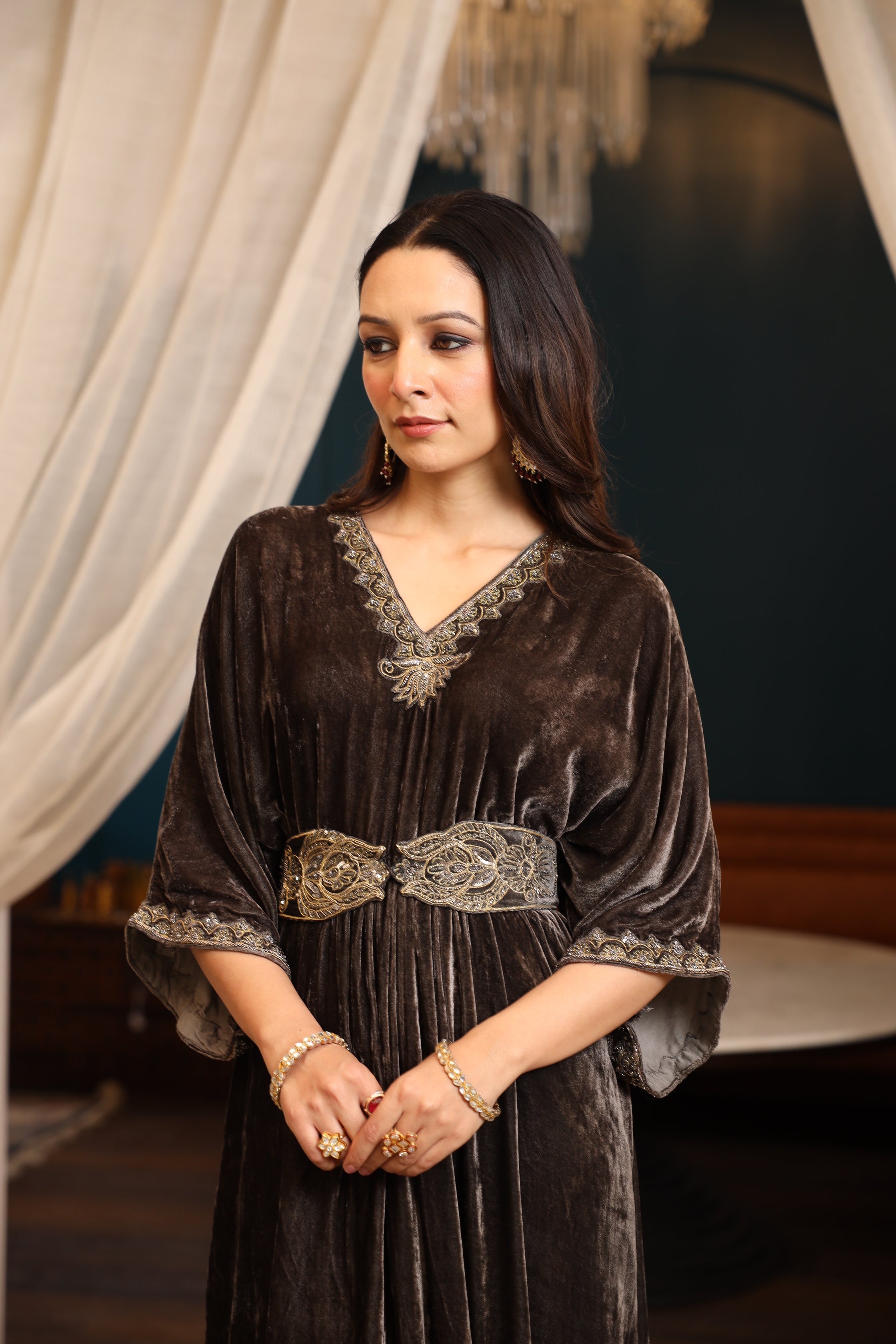 GREY VELVET KURTA WITH BELT