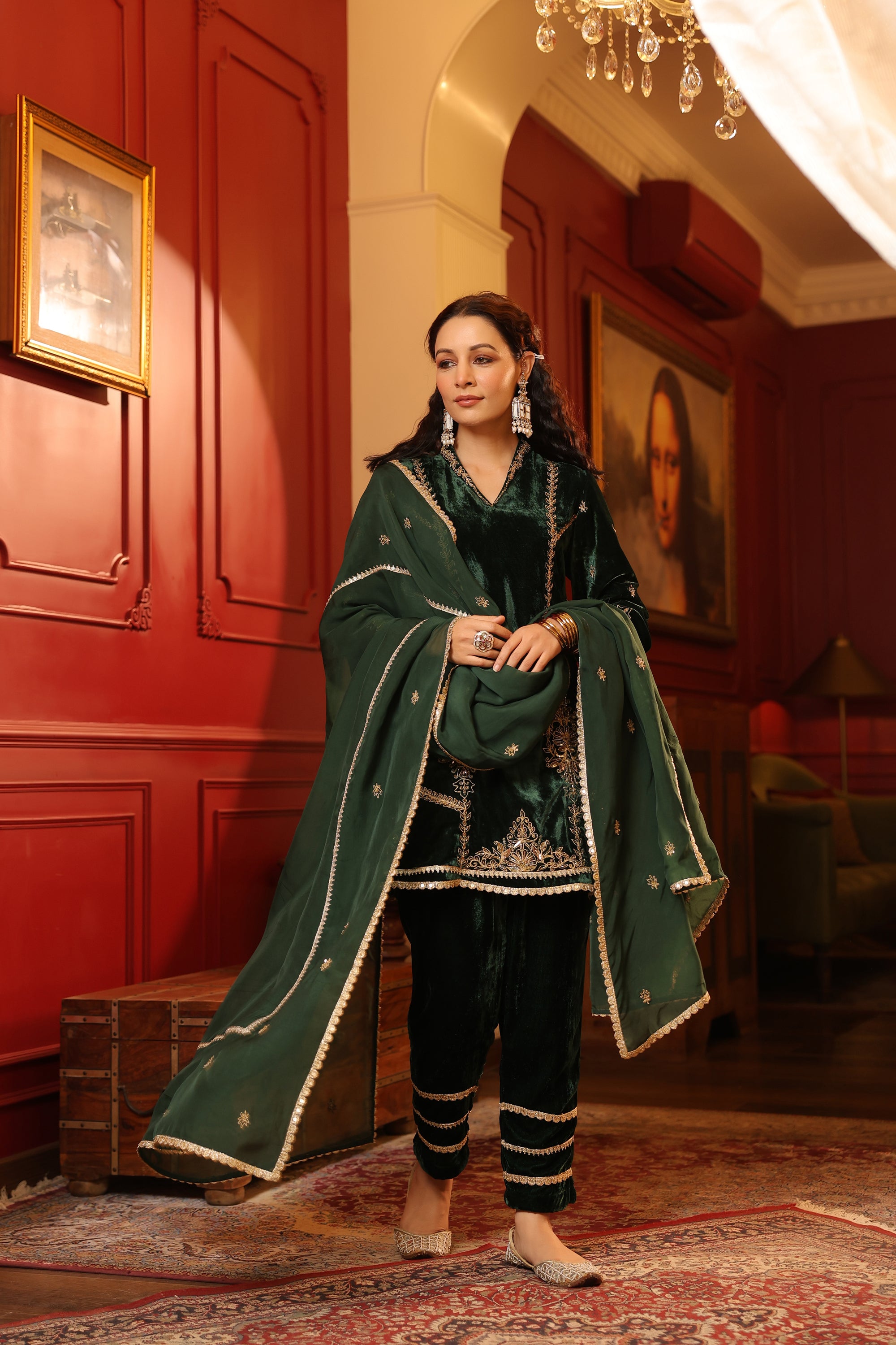 GREEEN VELVET KURTA SET