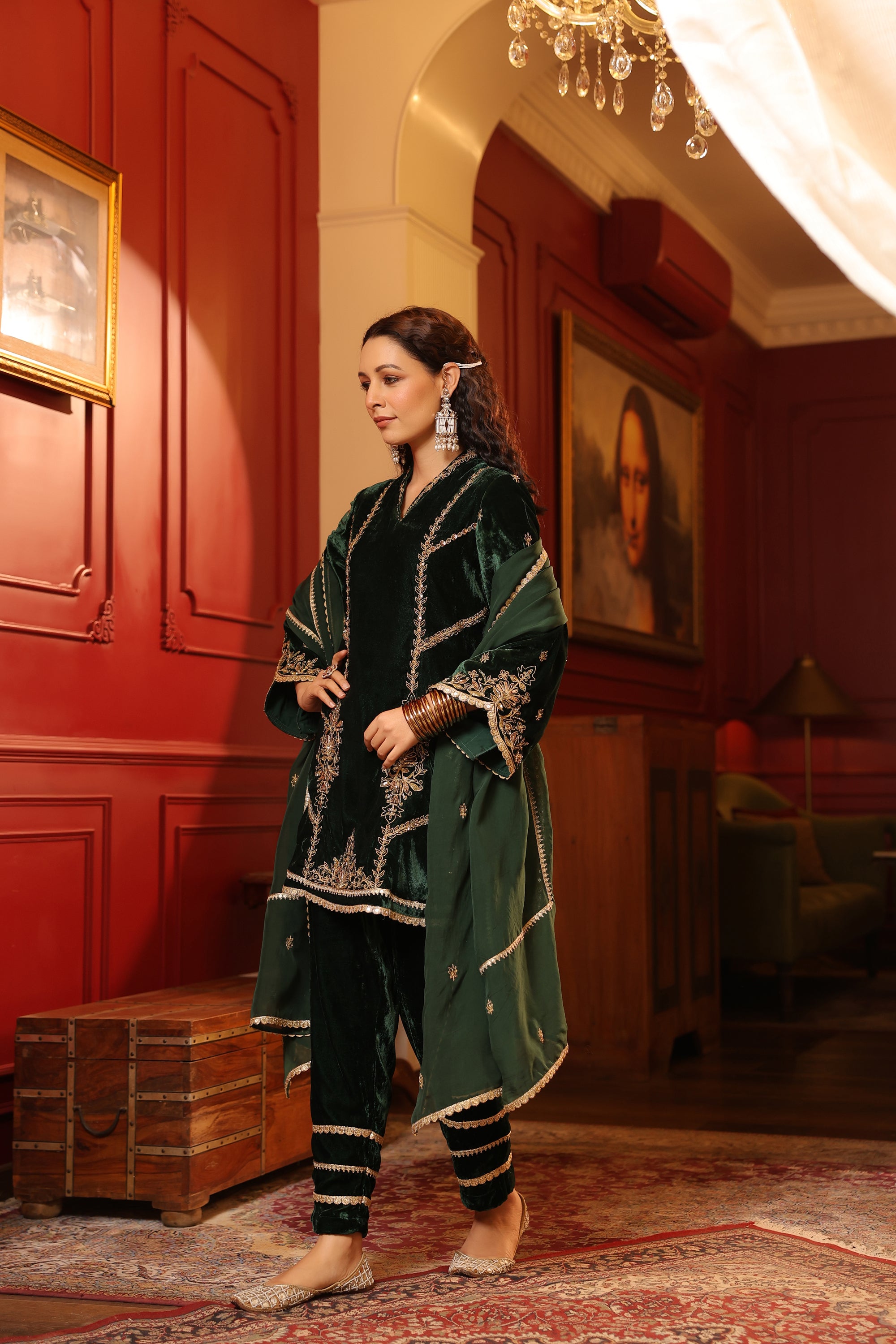 GREEEN VELVET KURTA SET