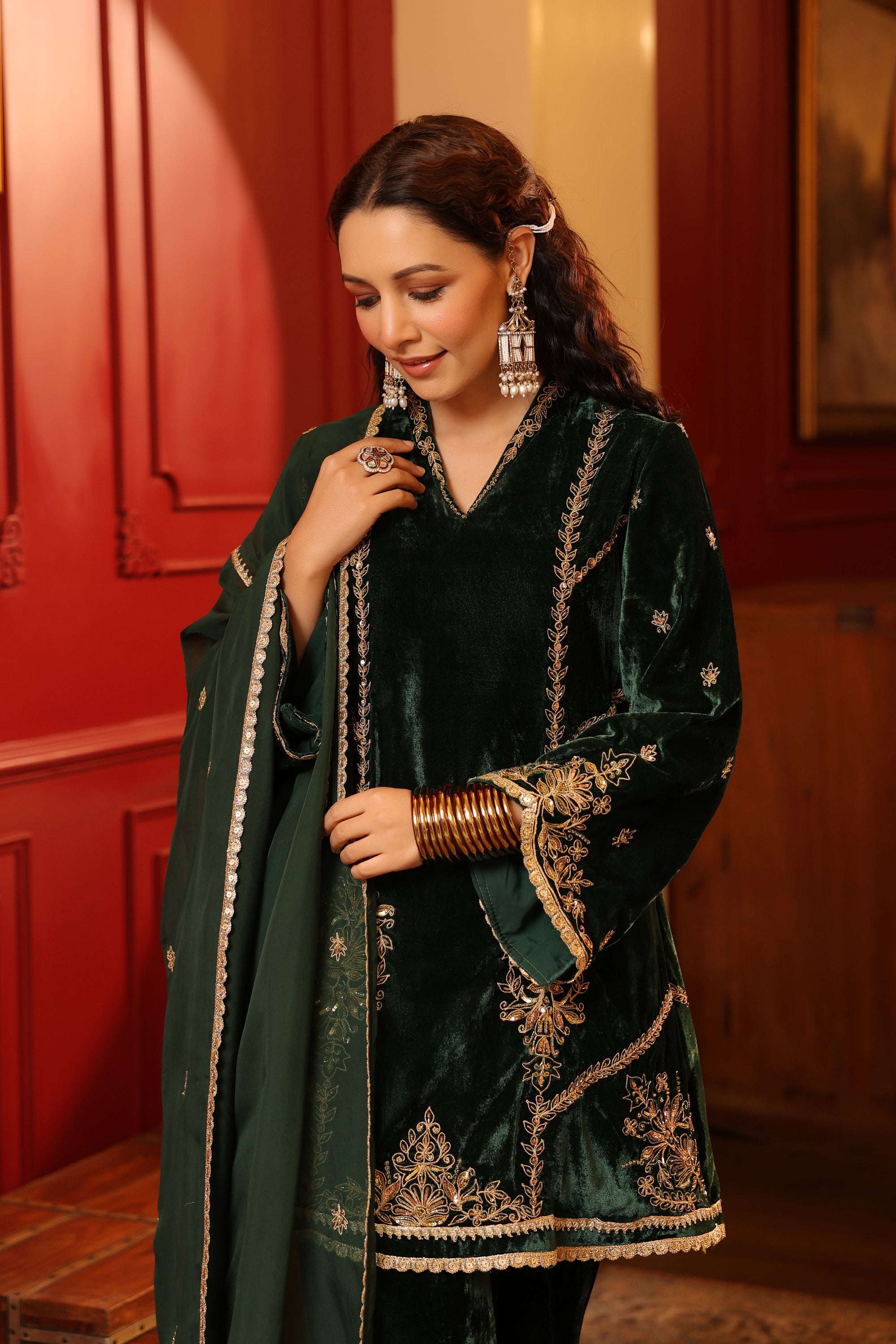 GREEEN VELVET KURTA SET