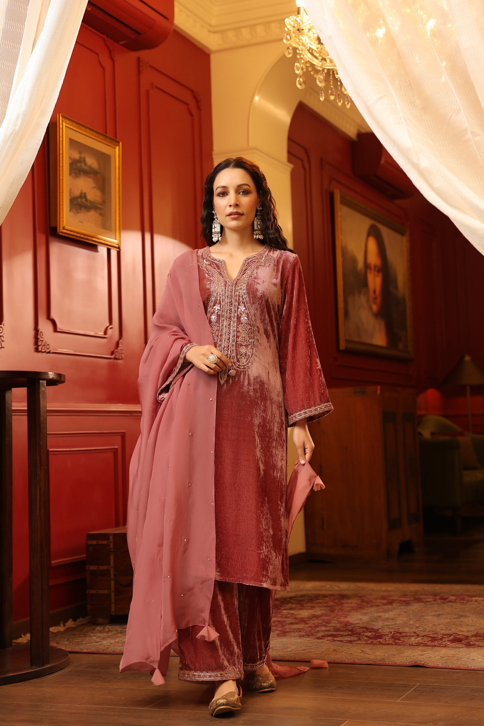 PINK VELVET KURTA SET