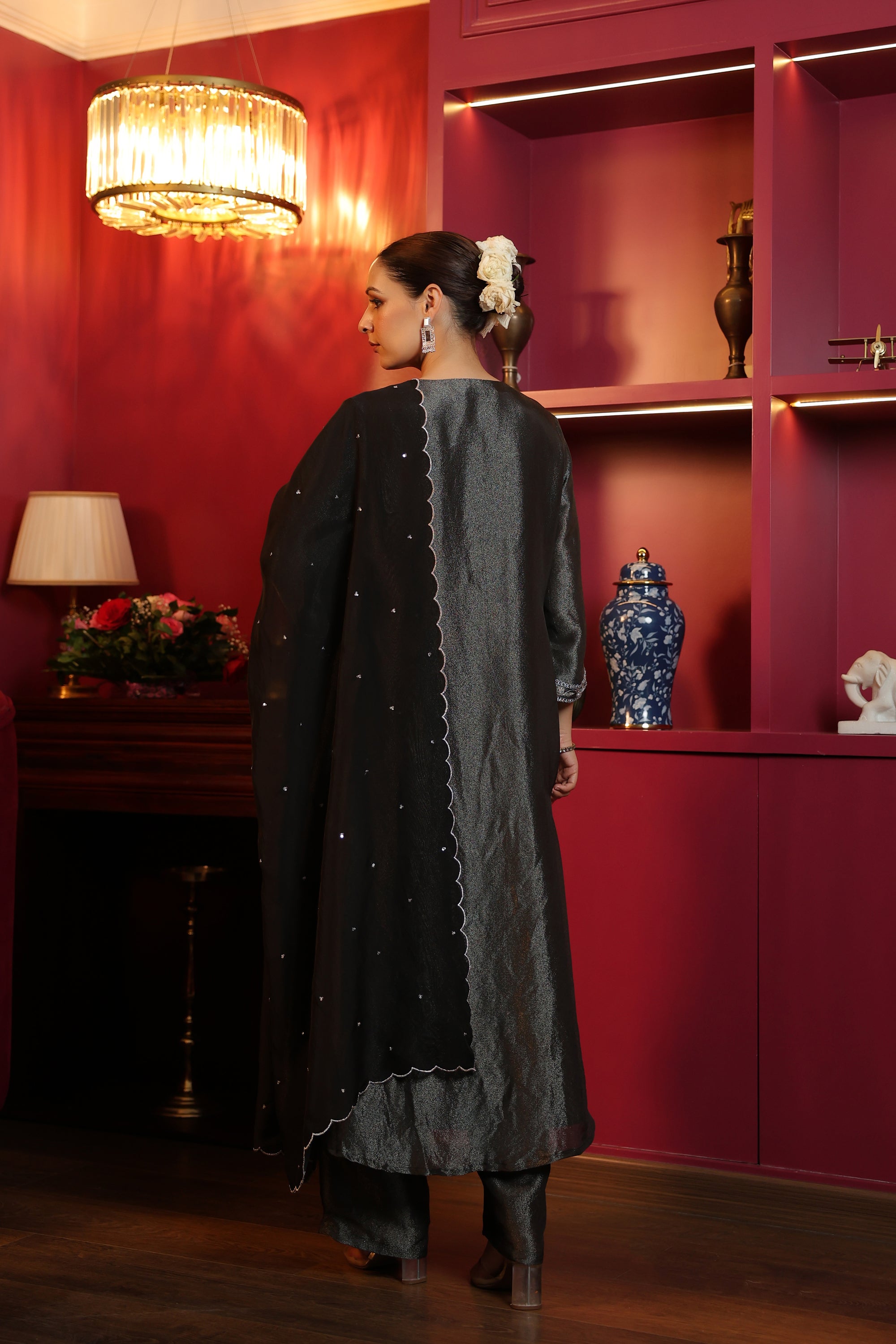 EMBROIDERED BLACK KURTA SET