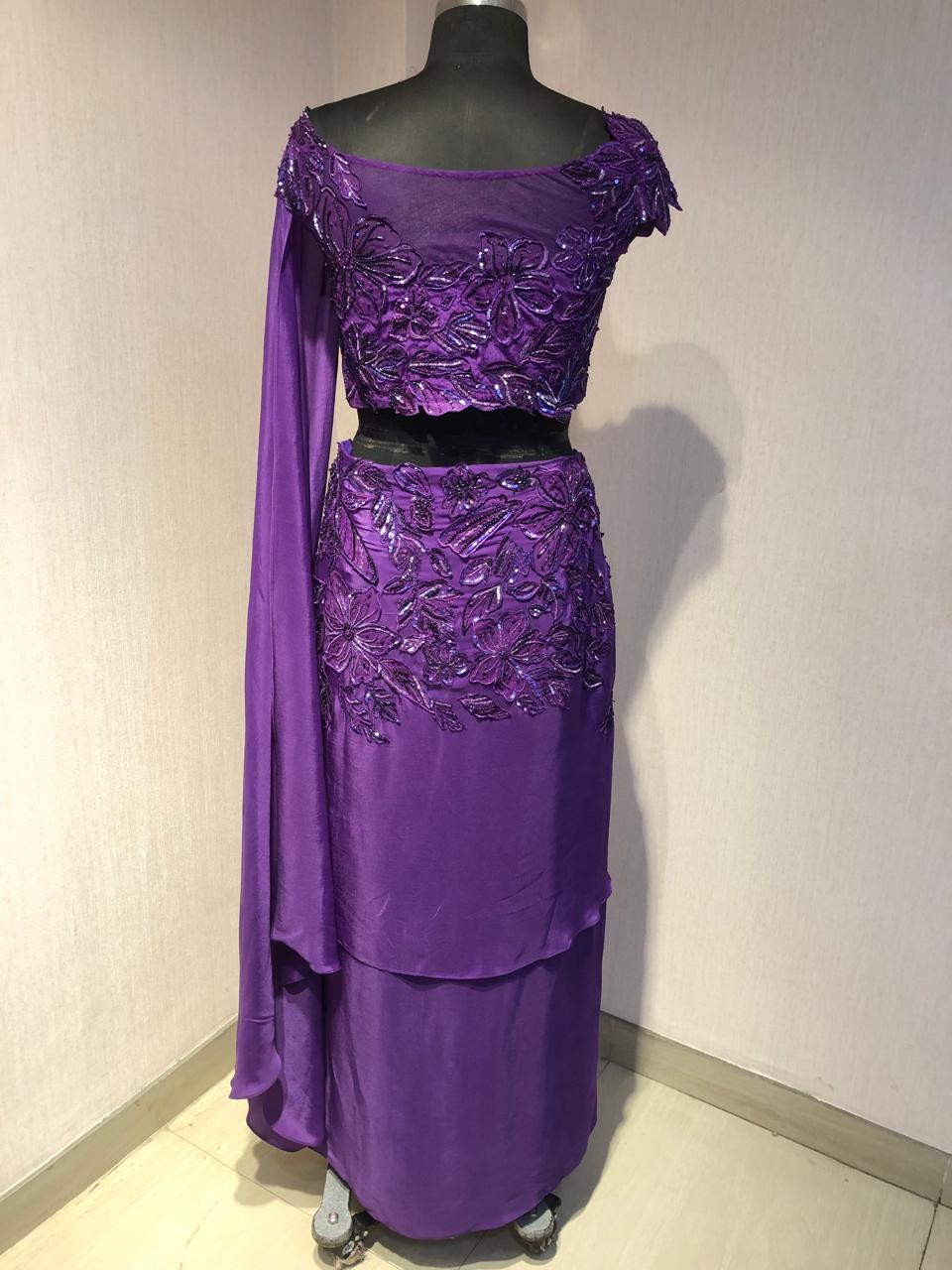 PURPLE ONE SHOE SHOULDER STYLE APPLIQUE DRAPE DAREE