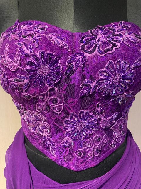 PURPLE CORSET EMBROIDERED BLOUSE WITH DRAPE SAREE