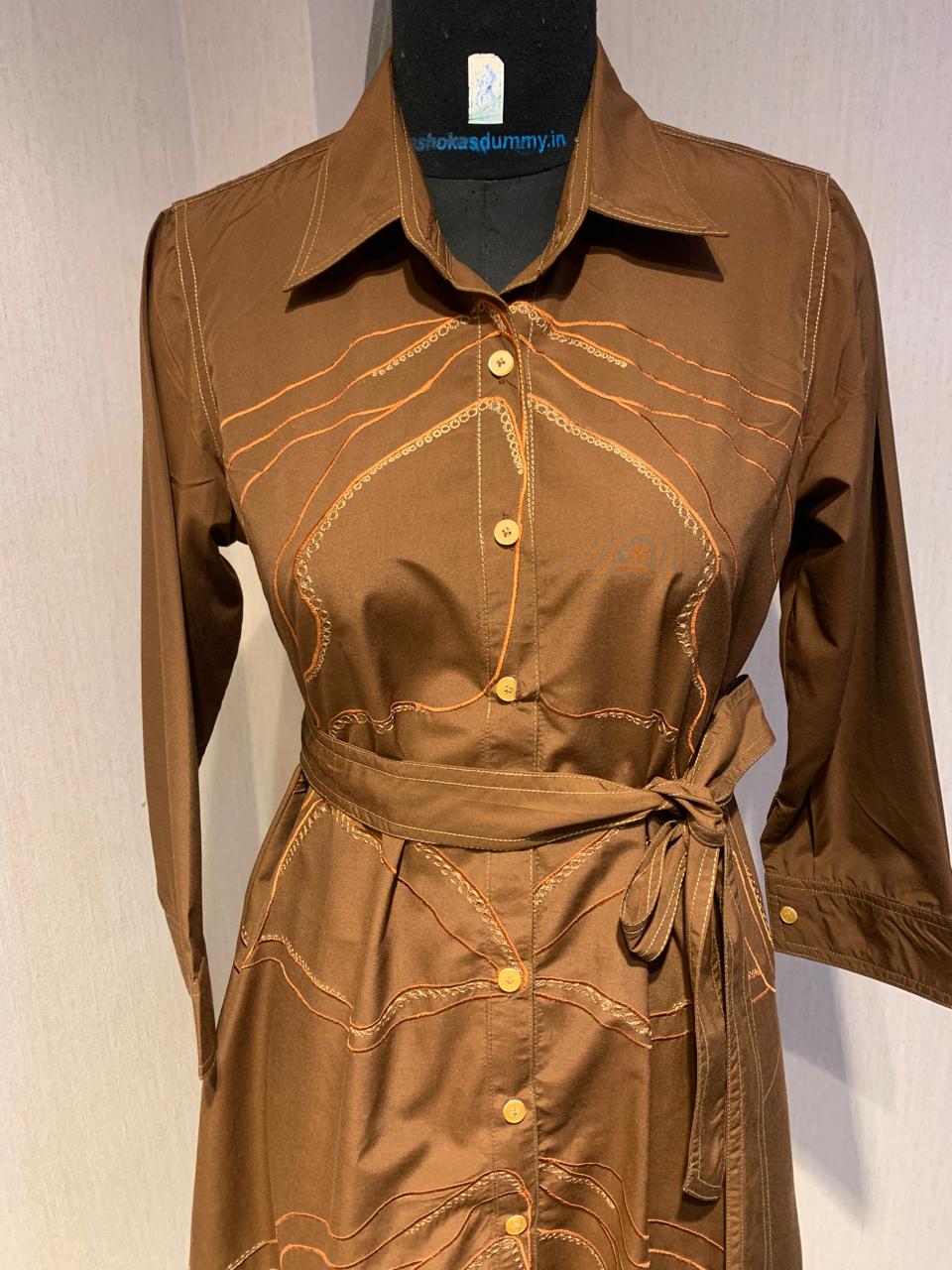 BROWN FLORAL APPLIQUE COTTON SHIRT DRESS WITH TIE UP BELT