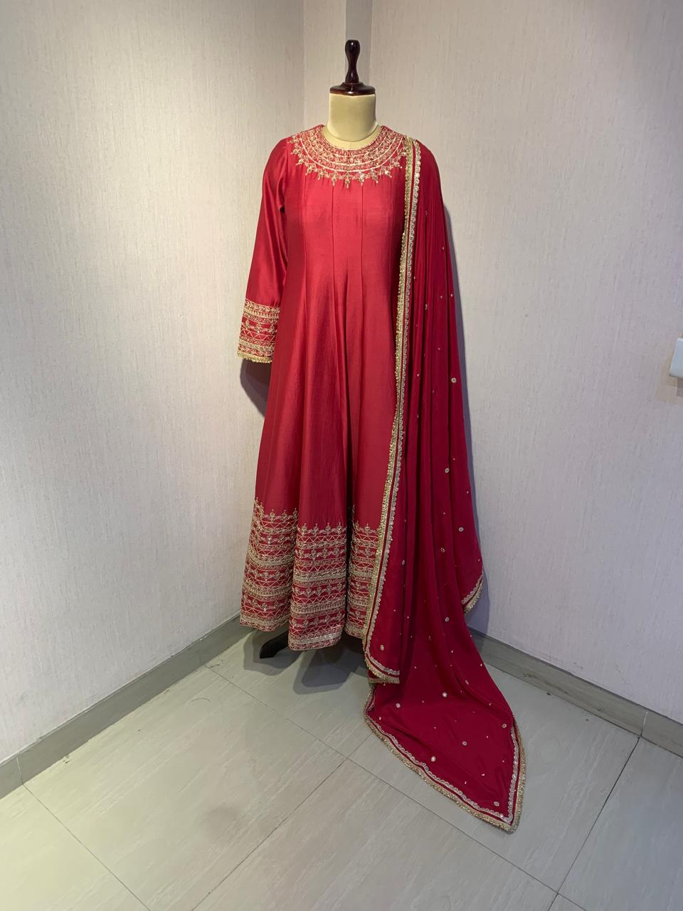 MAROON GOWN WITH DUPATTA.