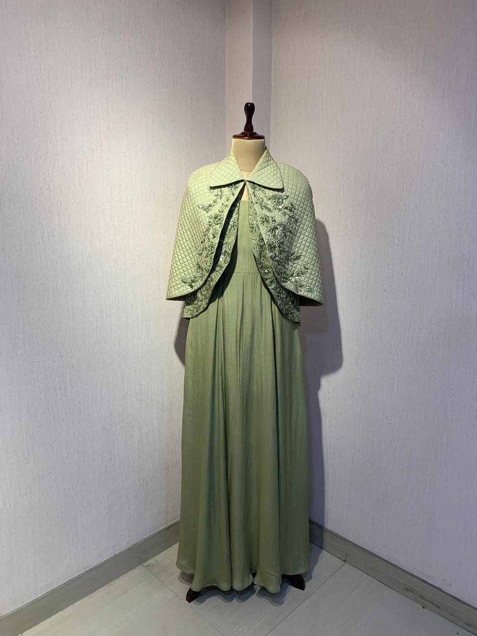 GREEN QUILTED EMBROIDERED JACKET WITH GOWN