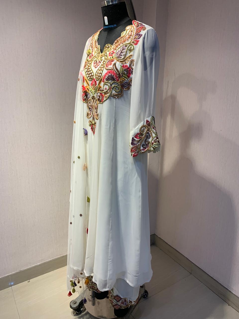 WHITE KURTA SET WITH DUPATTA