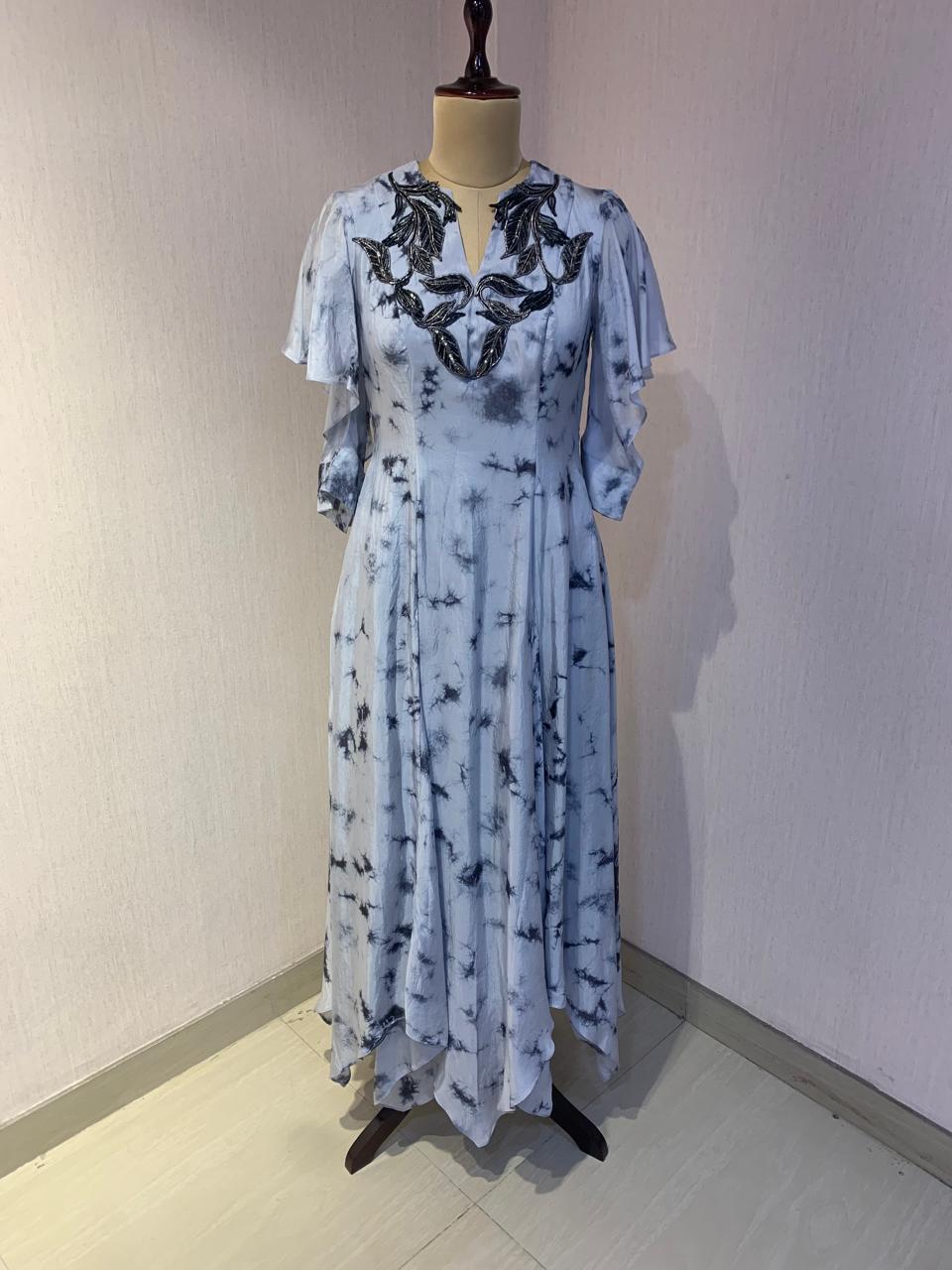 ELEGANT SKY BLUE MARBLE DRESS WITH WIRE EMBROIDERED NECKLINE.