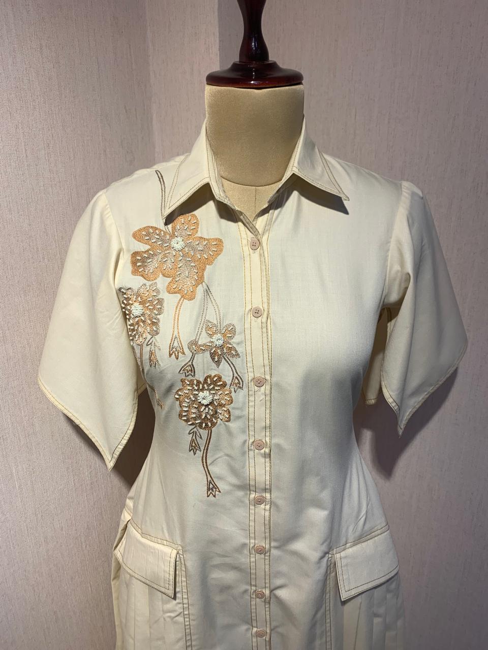 BUTTER YELLOW MIDI DRESS WITH FLORAL EMBROIDERY WITH BELT.