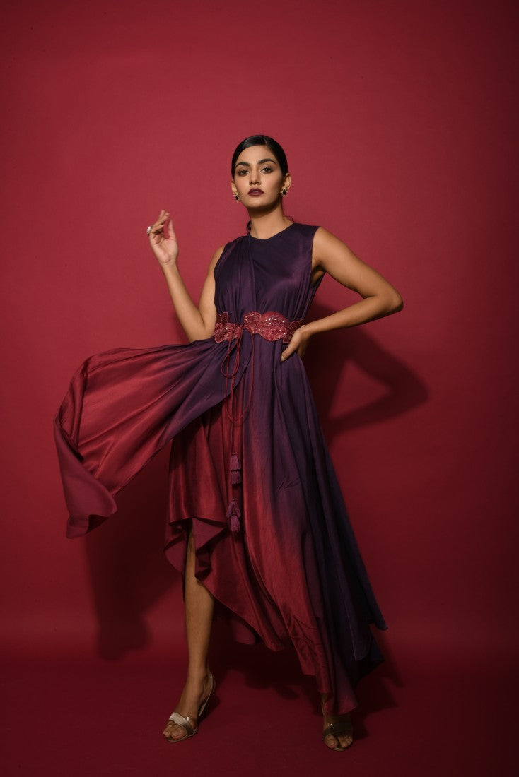 Dual color tunic with embellished belt