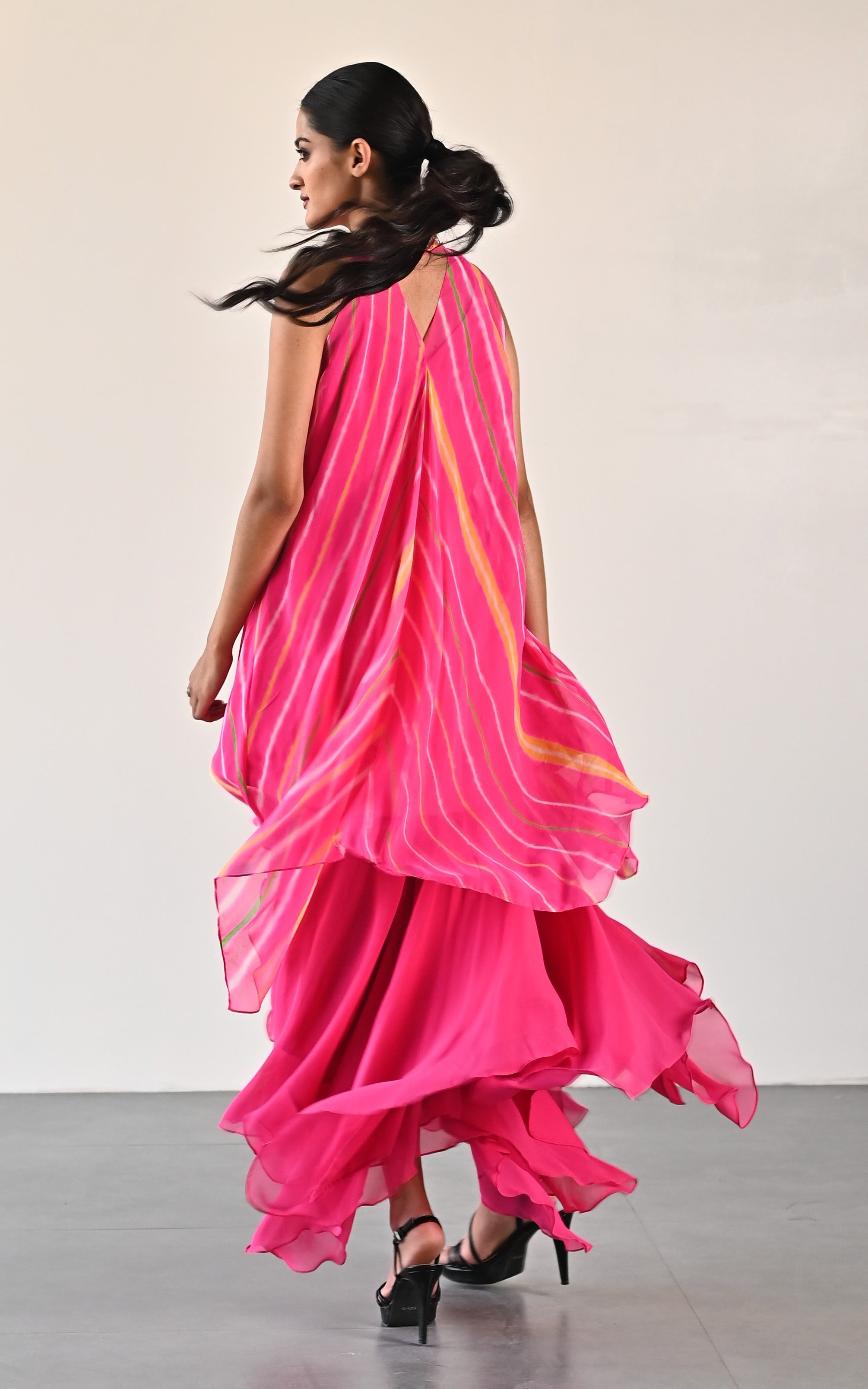 PINK LEHERIYA TOP BOTTOM