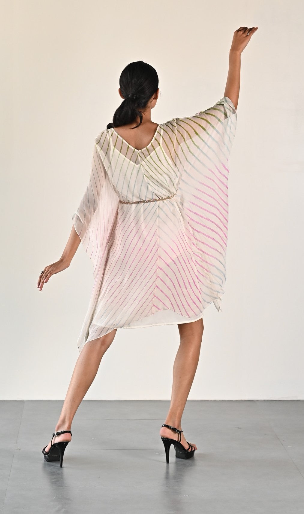 OFFWHITE LEHERIYA DRESS