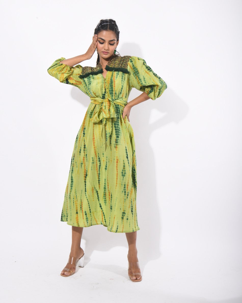 TIE AND DYE MIDI DRESS WITH BELT