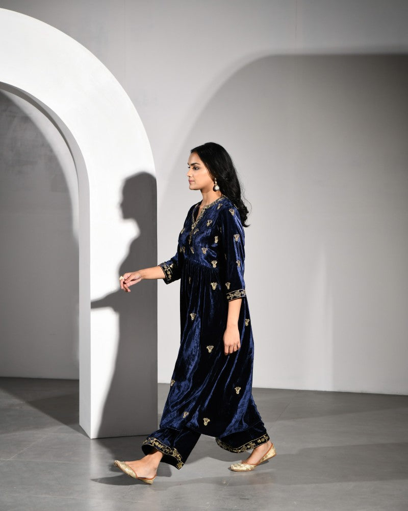 BLUE VELVET KURTA