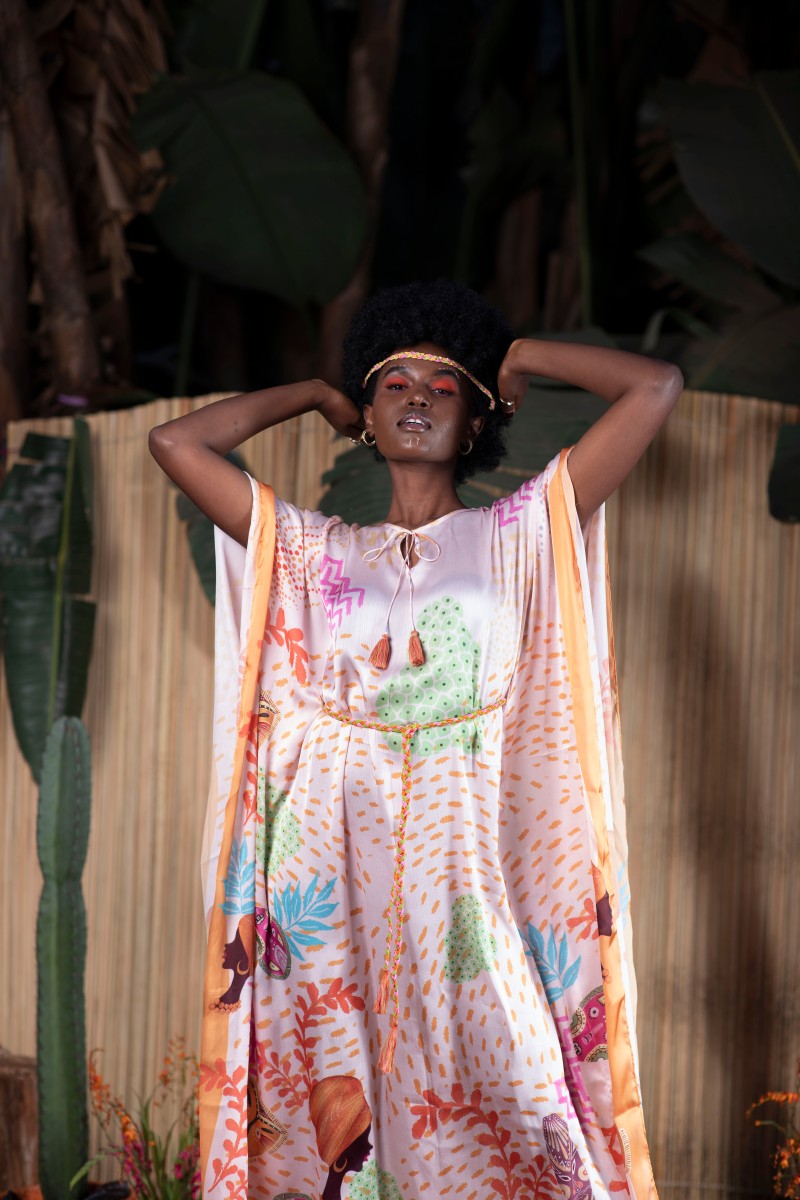 CREAM LADY MASK PRINT KAFTAN DRESS